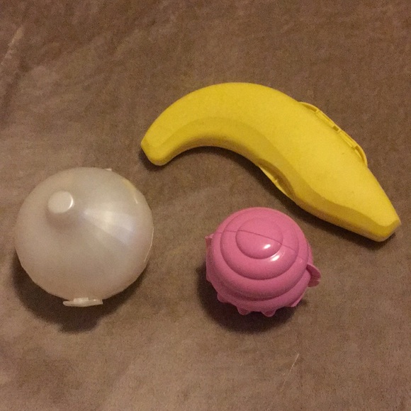 Tupperware Banana, Onion and Muffin holder